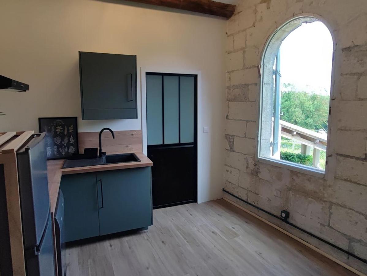 Appartement Au Calme Proche Centre فينوف ليز أفيجْنْ المظهر الخارجي الصورة